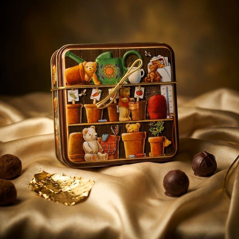 Teddy Bear Collector Tin - 4