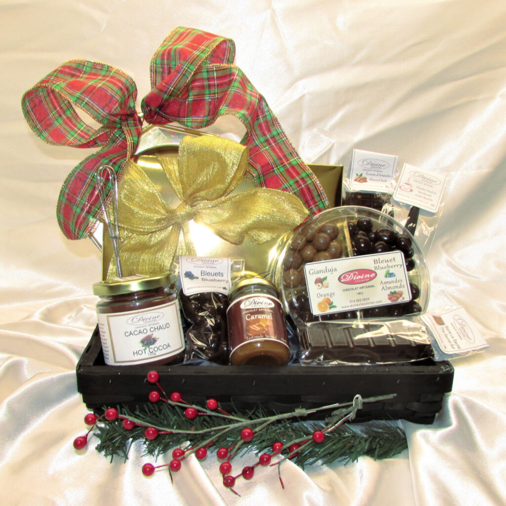 Christmas Basket - Medium